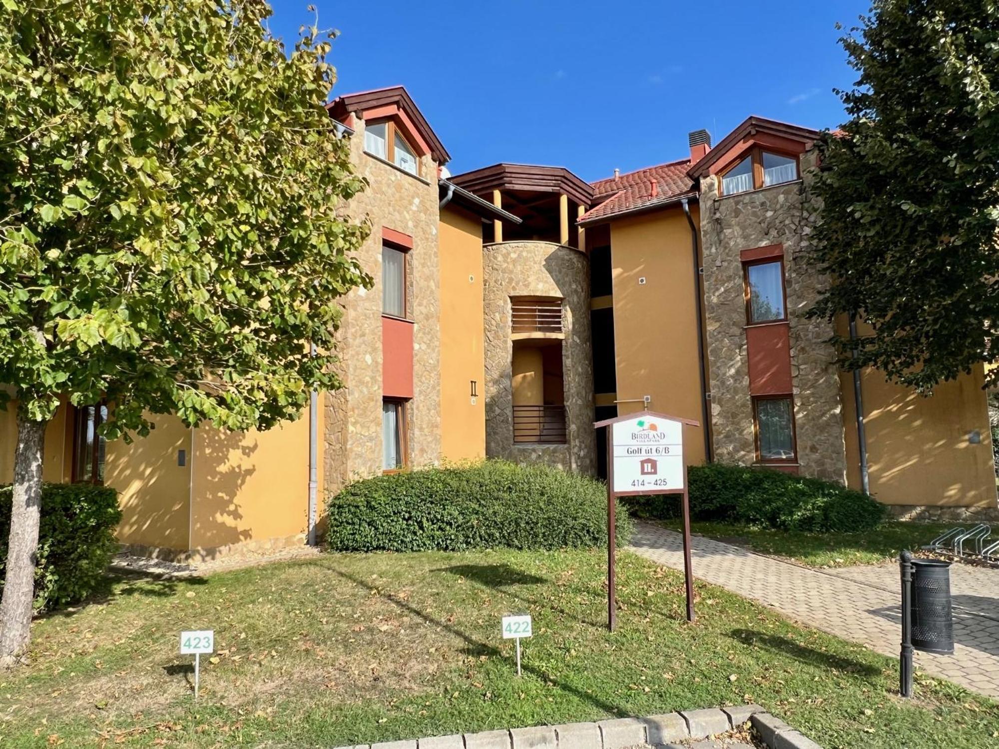 Luxus Golf Apartment Bük Dış mekan fotoğraf